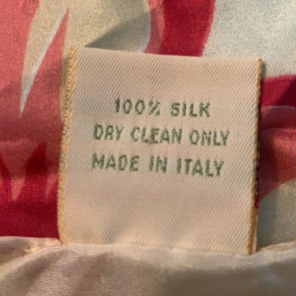 BANANA REPUBLIC HIBISCUS FLORAL SILK SCARF SQUARE HUGE X-LARGE 33” x 33” - Picture 4 of 6